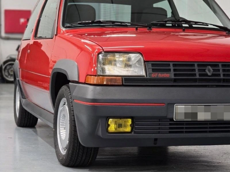 R5 gt Turbo polit de carrosseria Knet Detail